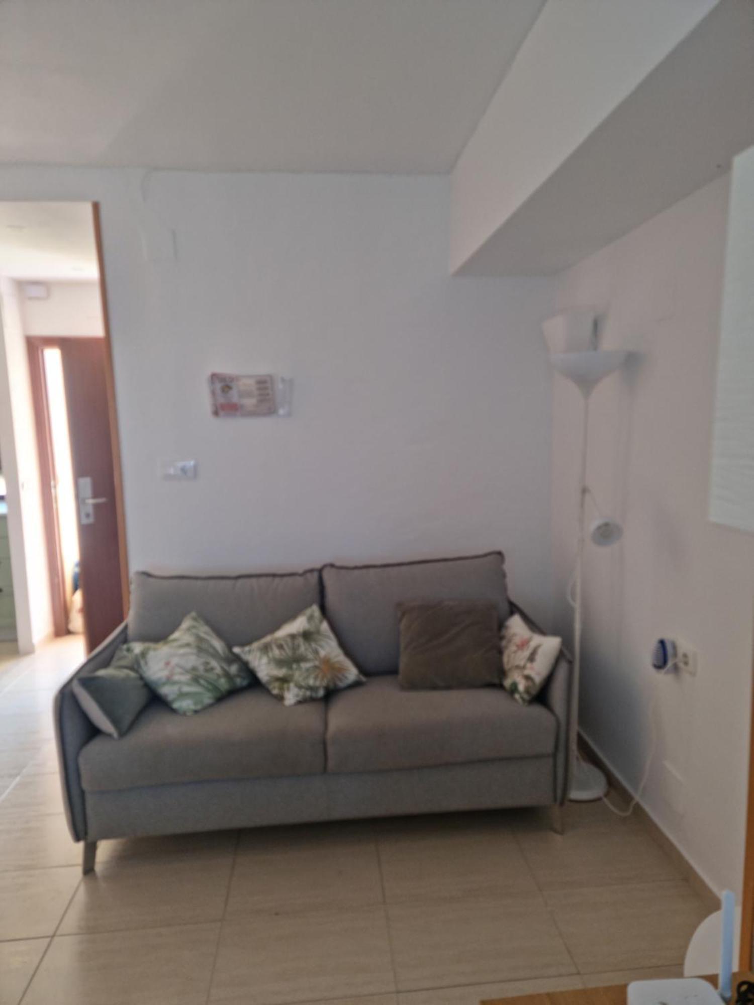 Aloha Playa Apartment เบนัลมาเดนา ภายนอก รูปภาพ